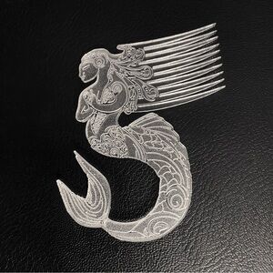 DeMarcus Alexan Acrylic Mermaid Comb